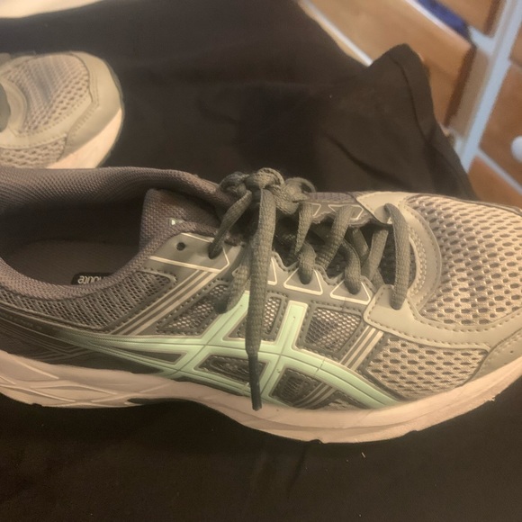Asics Ortholite charcoal gray/ light grey and mint green. Women’s size 8 - Picture 2 of 5